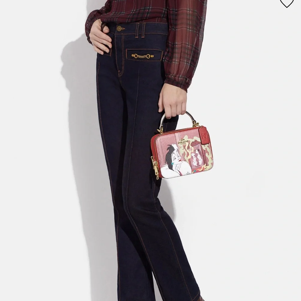 COACH Disney X Coach Box Crossbody With Cruella Motif COLOR
Gold/Red Apple Multi - Picture 7 of 10